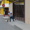 Continúan acciones de limpieza en principales calles del municipio