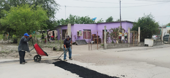 Continúan acciones de mantenimiento vial en Allende
