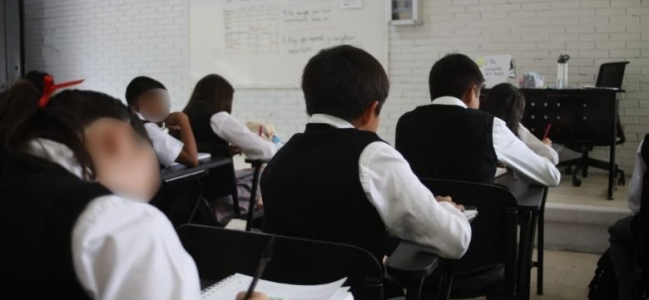 Definirá Coahuila acuerdo para restringir uso de celulares