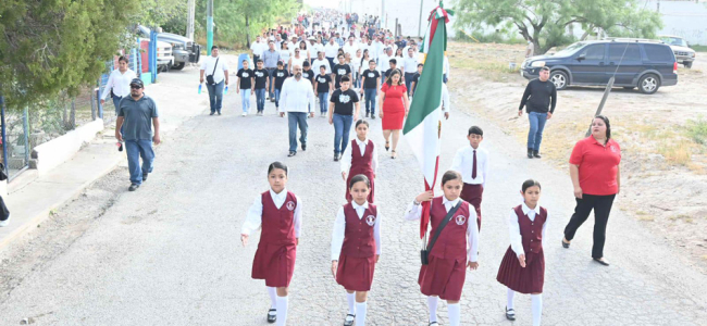 Conmemoran Batalla de Puebla con desfile en Delegación V. Carranza