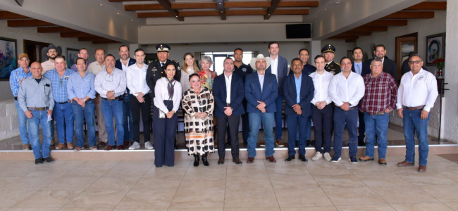 Encabeza alcalde Iván Ochoa Consejo Empresarial para Impulsar el Crecimiento Económico