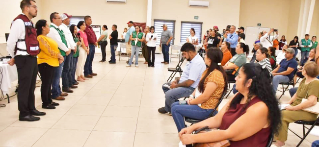 Feria de Trámites acercó servicios a las familias de Nava