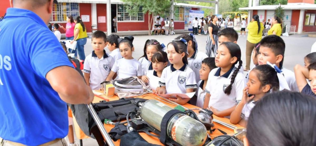 Realizan Feria del Día Naranja en escuela ‘20 de Noviembre’