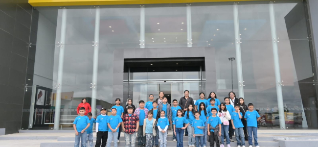 Reconocen con función de cine a participantes de Cabildo Infantil Nava 2026