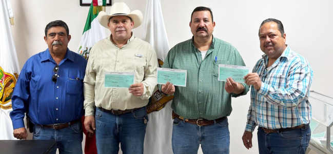 Realizan rifa de marzo entre contribuyentes cumplidos