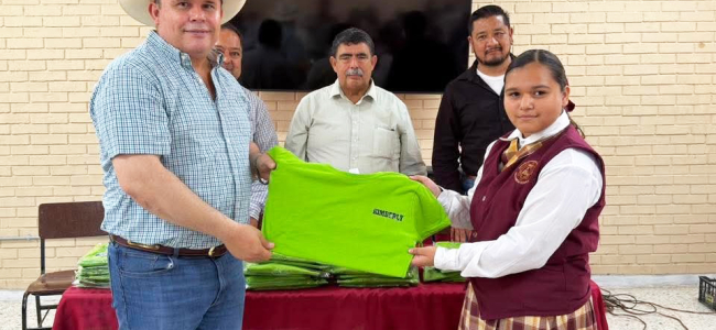 Reconocen a alumnas y alumnos destacados de la Secundaria Técnica 30