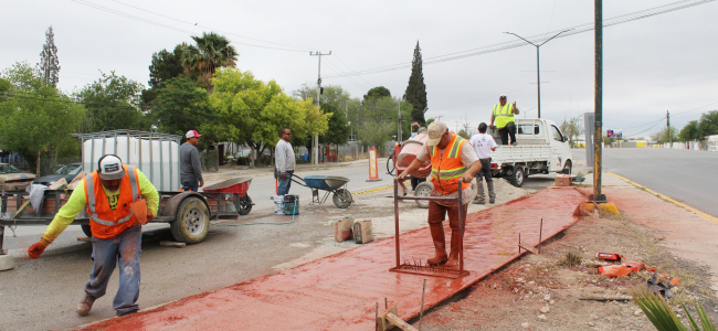 Construyen embanquetado en la entrada sur de Zaragoza