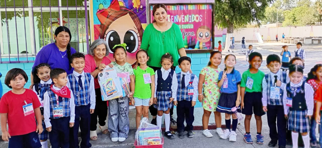 Entrega DIF Municipal libros de cuentos a jardines de niños de Zaragoza