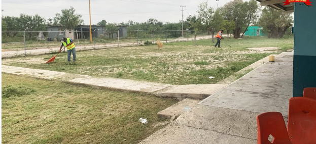 Realizan tareas de limpieza en el ejido La Maroma
