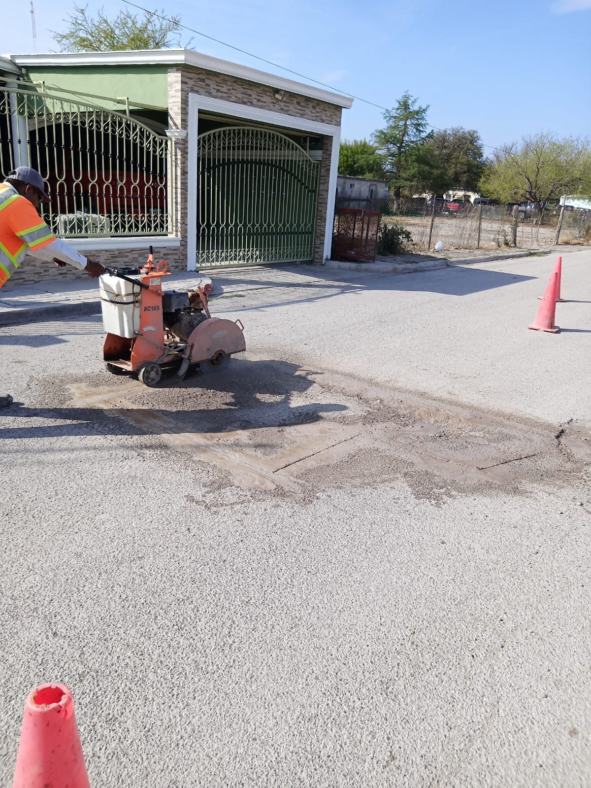 Mejoran infraestructura vial con acciones de bacheo en Zaragoza
