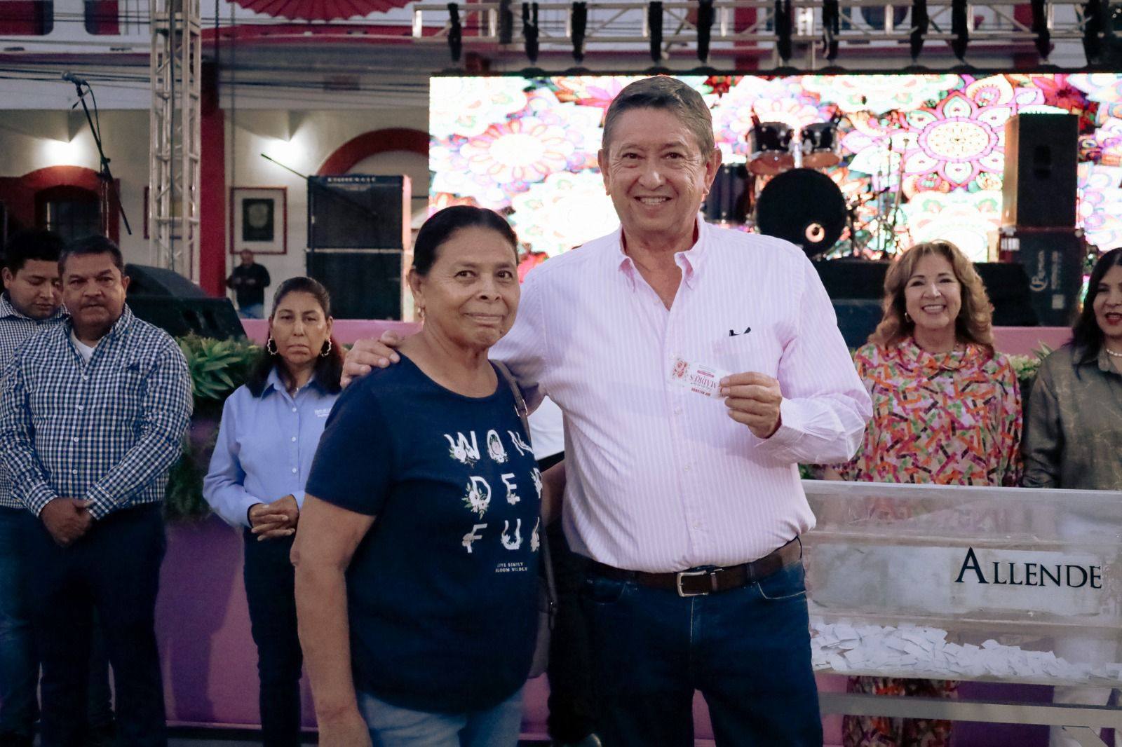 Con éxito realizan festejo del Día de las Madres en Allende